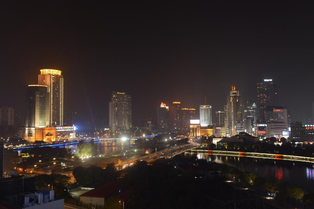 Yitel Ningbo Old Bund Hotel エクステリア 写真